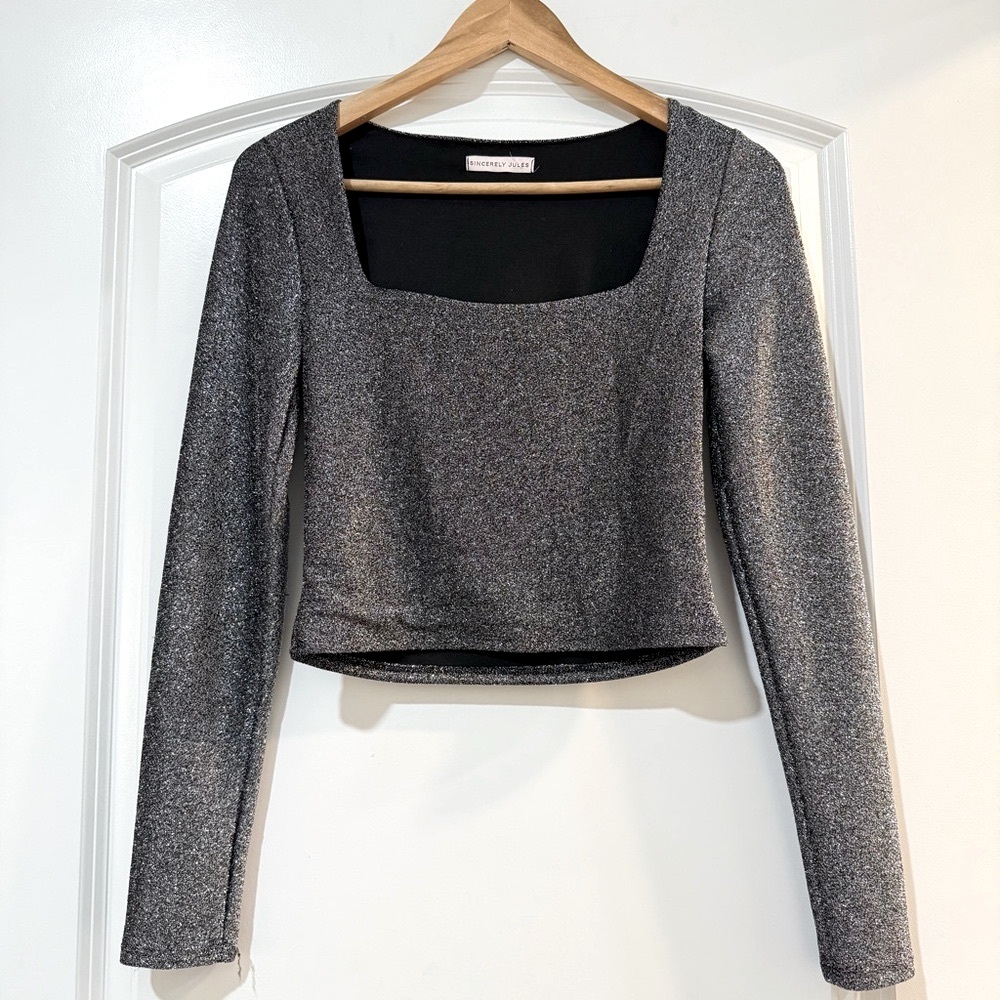 Shimmery Long Sleeve Top Size Small